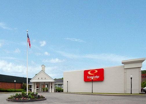 Econo Lodge Inn & Suites Augusta Exterior photo